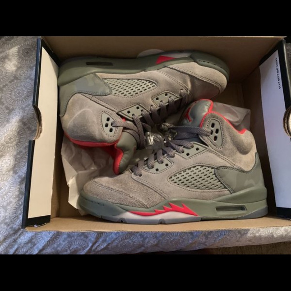 Jordan’s air 4 size 4.5